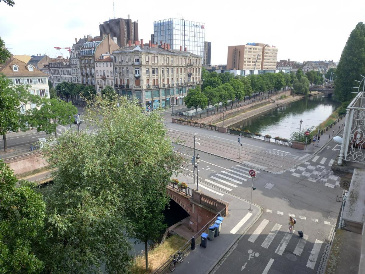 Grand Appartement Au Coeur De Strasbourg Exterior photo